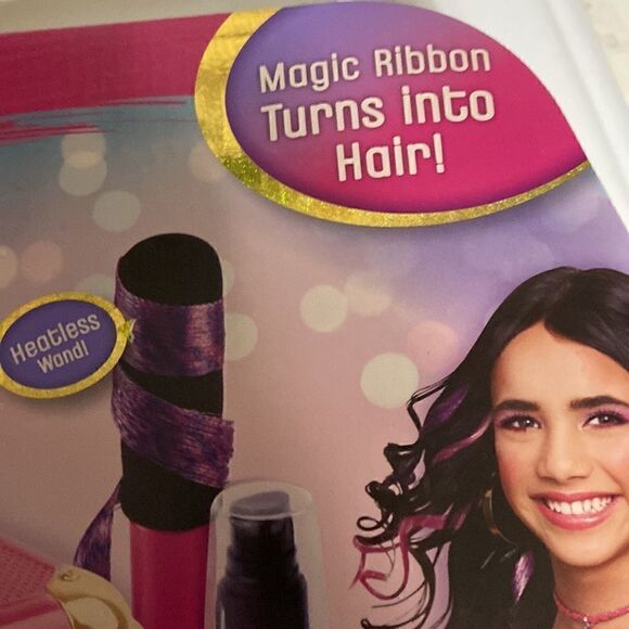 NWT Design! Create! Style! with Hollywood Hair Extension Cool Maker age 8+ - Picture 2 of 9